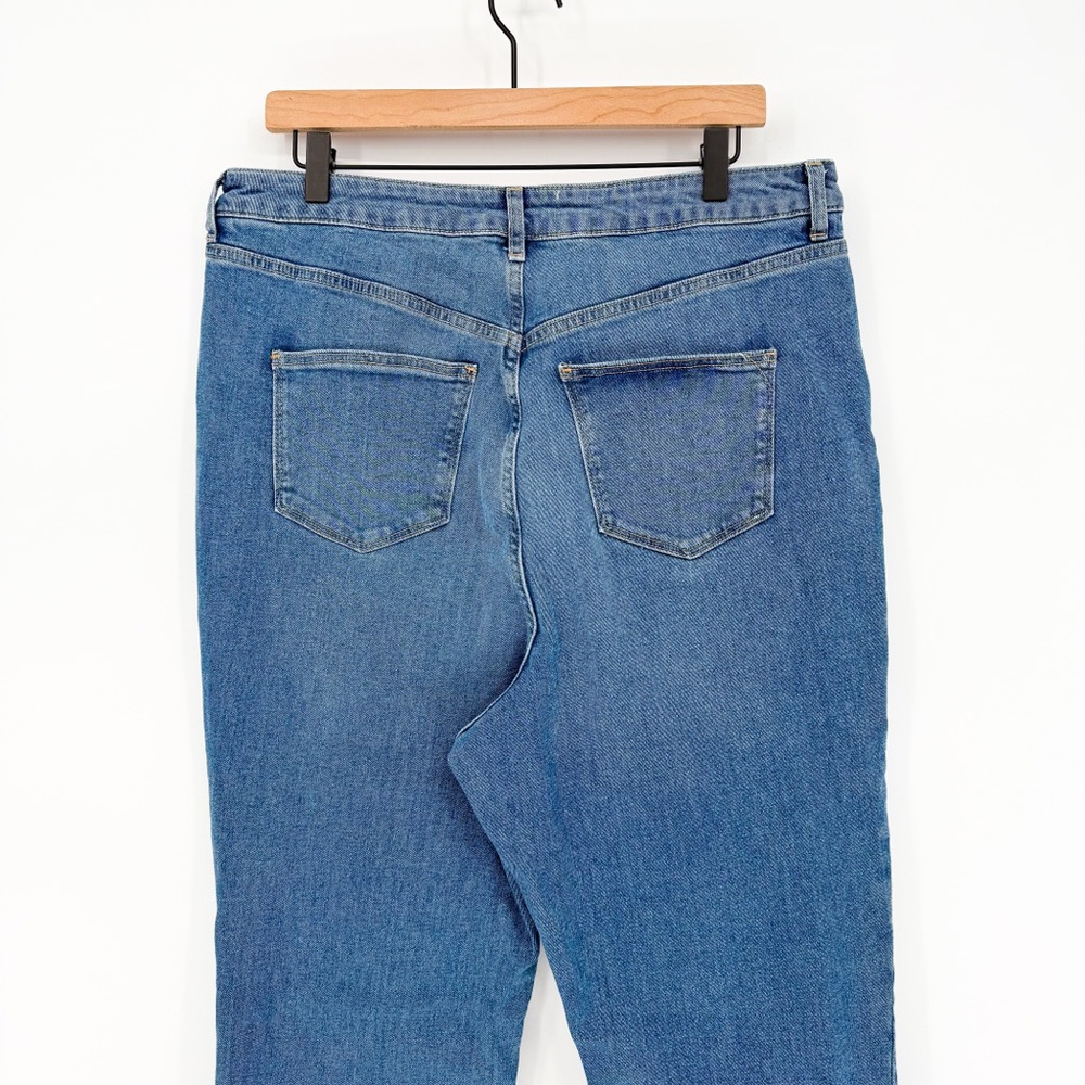 NWT New Look Curves High Rise Bootcut Jeans Size 14 - Picture 6 of 13